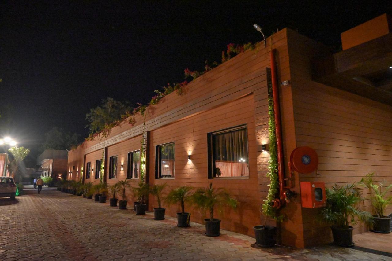 Md Farms And Resorts Mathura Kültér fotó